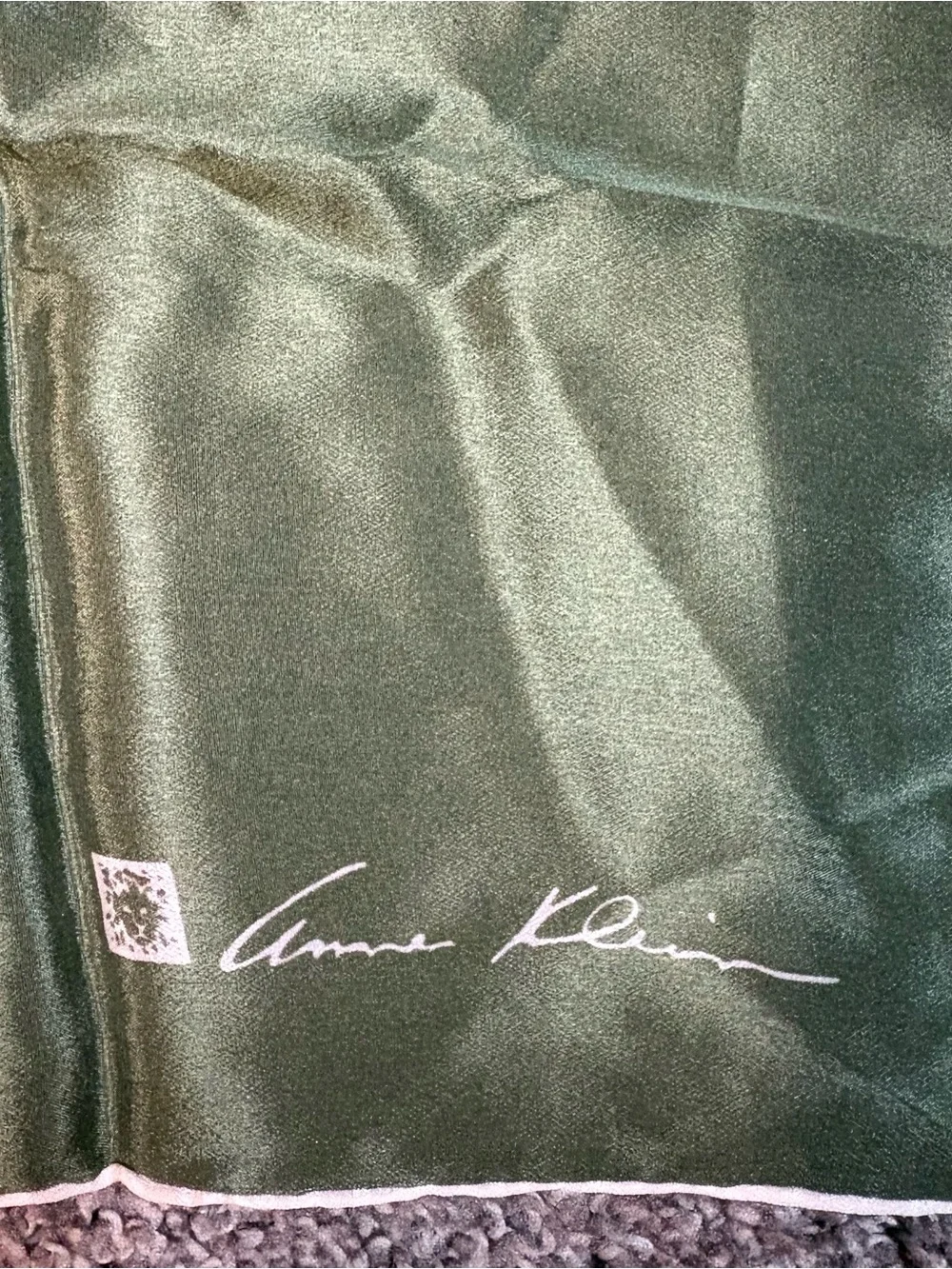Anne Klein solid silk green scarf.